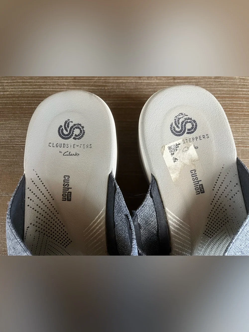 Clarks Cloudsteppers Sandals